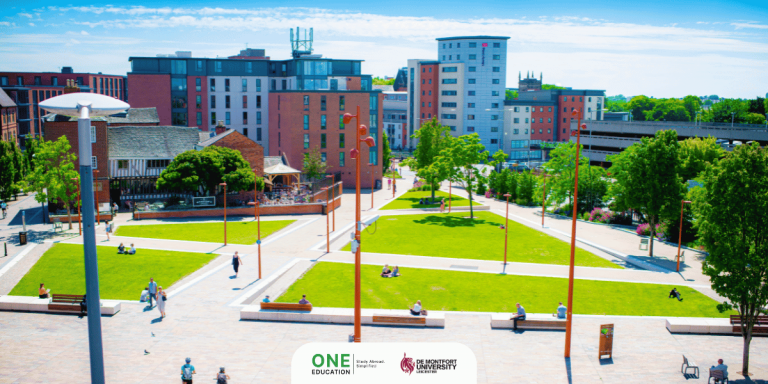 Study-Finance-in-UK-De-Montfort-University